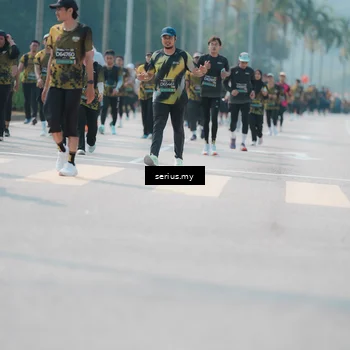 Runner Photo 6451449