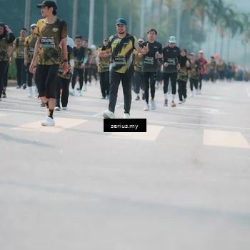 Runner Photo 6451450