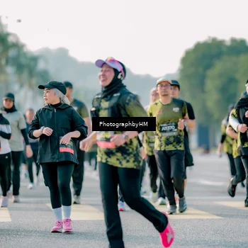 Runner Photo 6451474