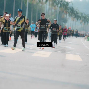 Runner Photo 6451476