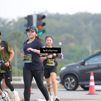 Runner Photo 6451482
