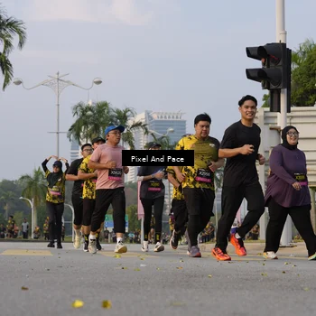 Runner Photo 6451486