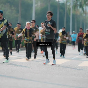 Runner Photo 6451495