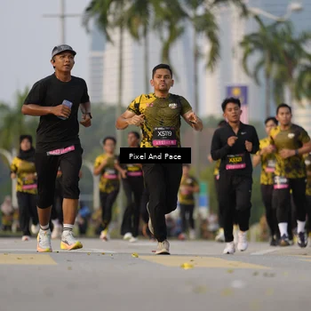 Runner Photo 6451511