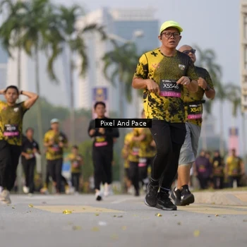 Runner Photo 6451518