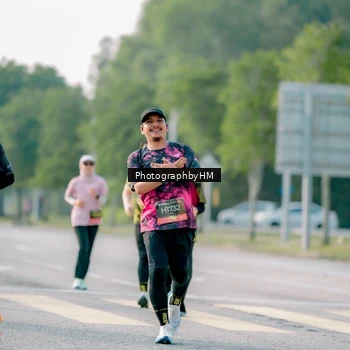 Runner Photo 6451553