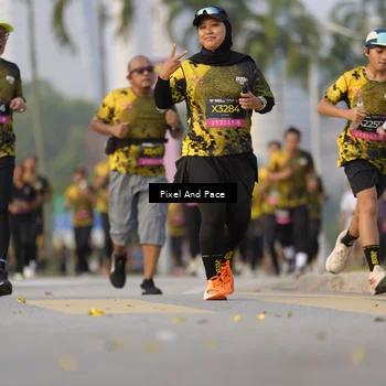 Runner Photo 6451558
