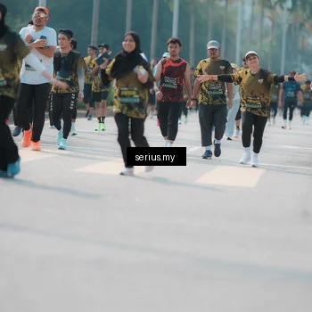 Runner Photo 6451563