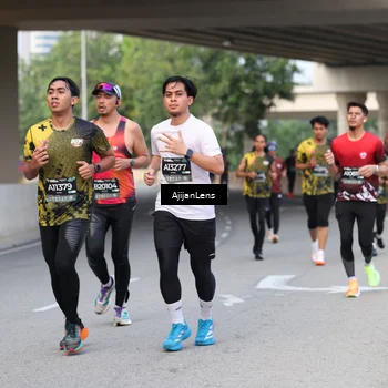 Runner Photo 6451565