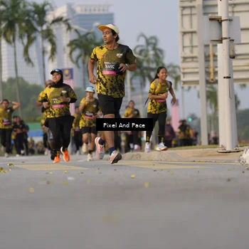 Runner Photo 6451575