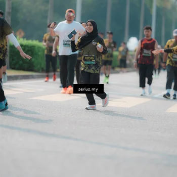 Runner Photo 6451591