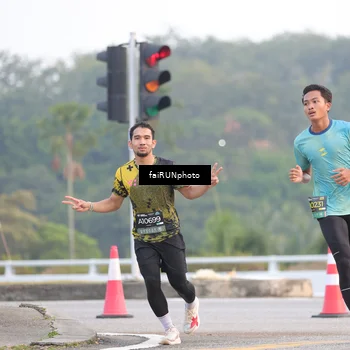 Runner Photo 6451626