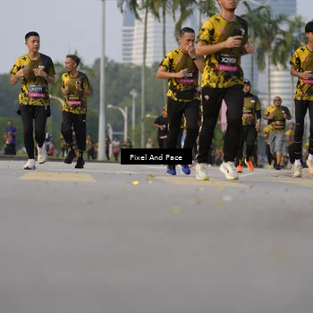 Runner Photo 6451640