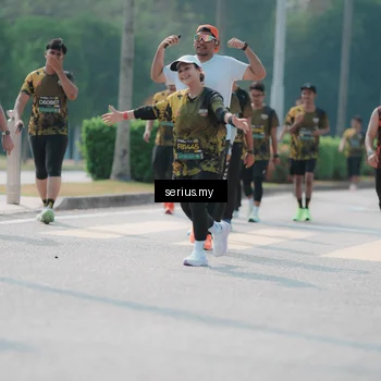 Runner Photo 6451648