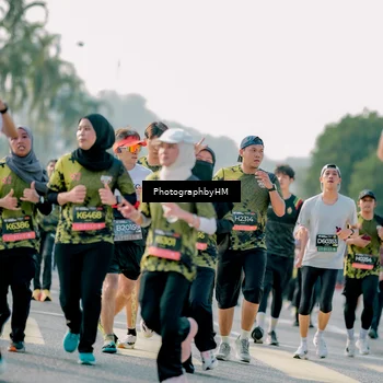 Runner Photo 6451667