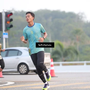 Runner Photo 6451668