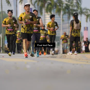 Runner Photo 6451675