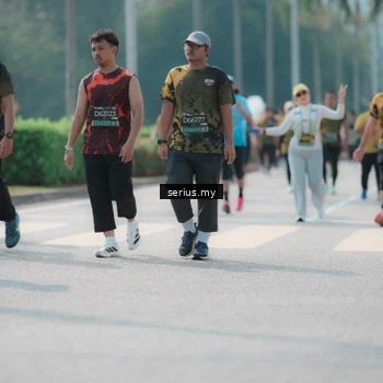 Runner Photo 6451680