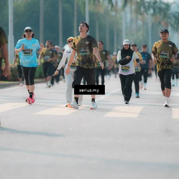 Runner Photo 6451690