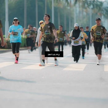 Runner Photo 6451703