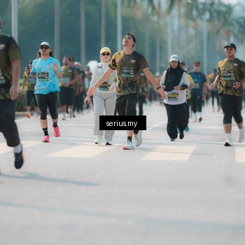 Runner Photo 6451706