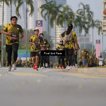 Runner Photo 6451715