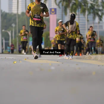 Runner Photo 6451718