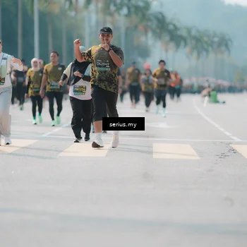 Runner Photo 6451721