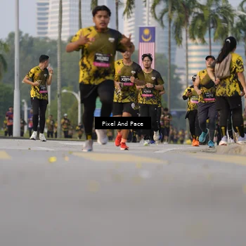 Runner Photo 6451725