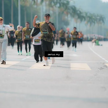 Runner Photo 6451726