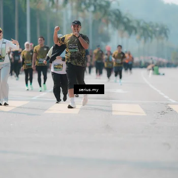 Runner Photo 6451727