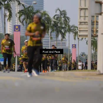 Runner Photo 6451731