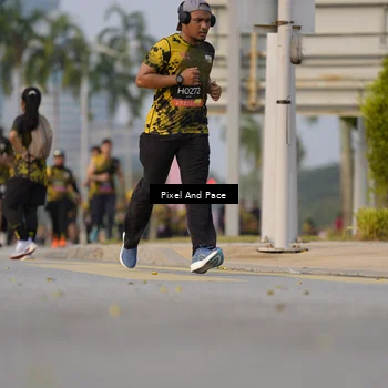 Runner Photo 6451738