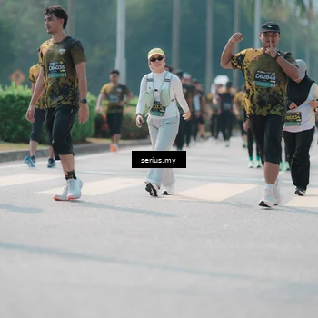 Runner Photo 6451740