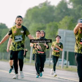 Runner Photo 6451744