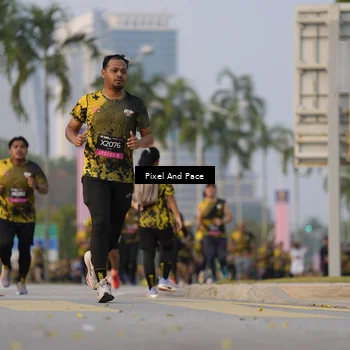 Runner Photo 6451763