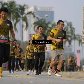Runner Photo 6451768