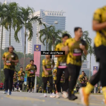 Runner Photo 6451773