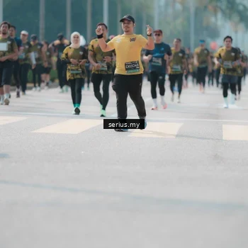 Runner Photo 6451787