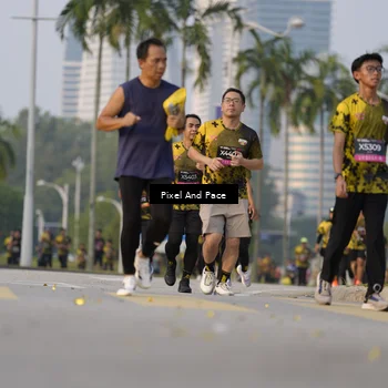 Runner Photo 6451804