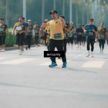 Runner Photo 6451812