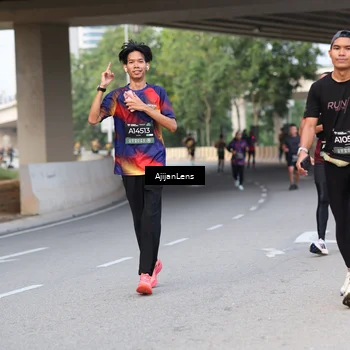 Runner Photo 6451813