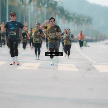 Runner Photo 6451828