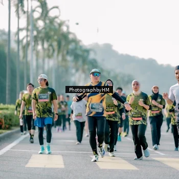 Runner Photo 6451837