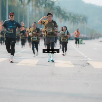 Runner Photo 6451838