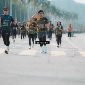 Runner Photo 6451839