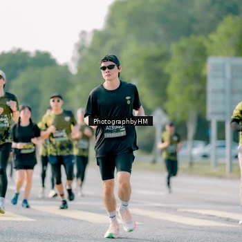 Runner Photo 6451846