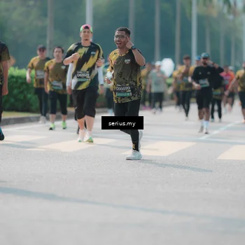 Runner Photo 6451881