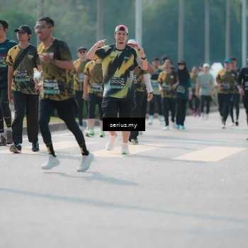 Runner Photo 6451897