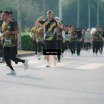 Runner Photo 6451900